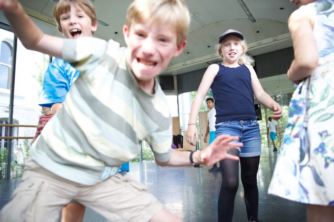 Children from Youth Theatre Workshop